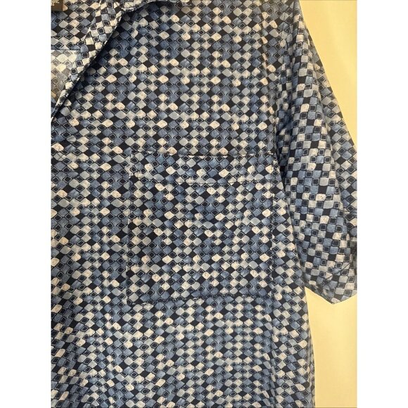 Kenneth Cole New York Men’s Blue Short Sleeve V Neck Pocket Nylon Shirt Sz XL - Picture 3 of 8